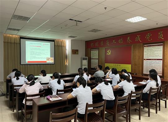 云开体育集团有限公司
组织参加疫情常态化下建筑企业经营管理风险管控培训